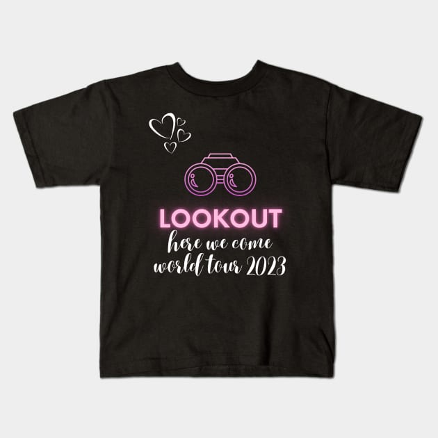 scentsy lookout, here we come, world tour 2023 Kids T-Shirt by scentsySMELL